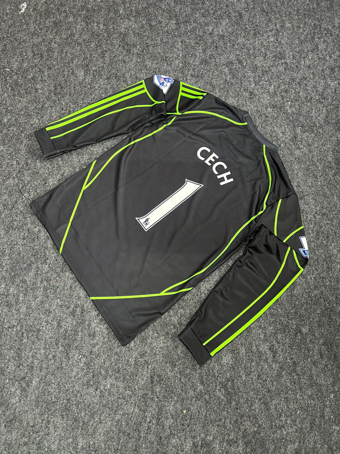CHELSEA ADIDAS 2009/2010 FOOTBALL GOALKEEPER JERSEY
